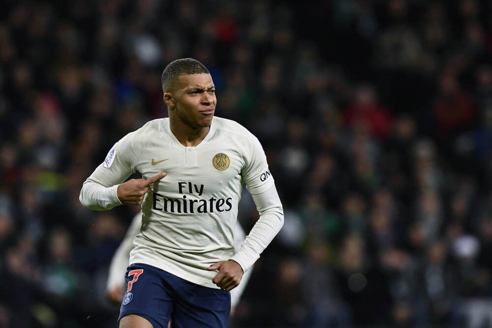 伯克希尔哈撒韦现金储备创新高 连续五季未回购股票